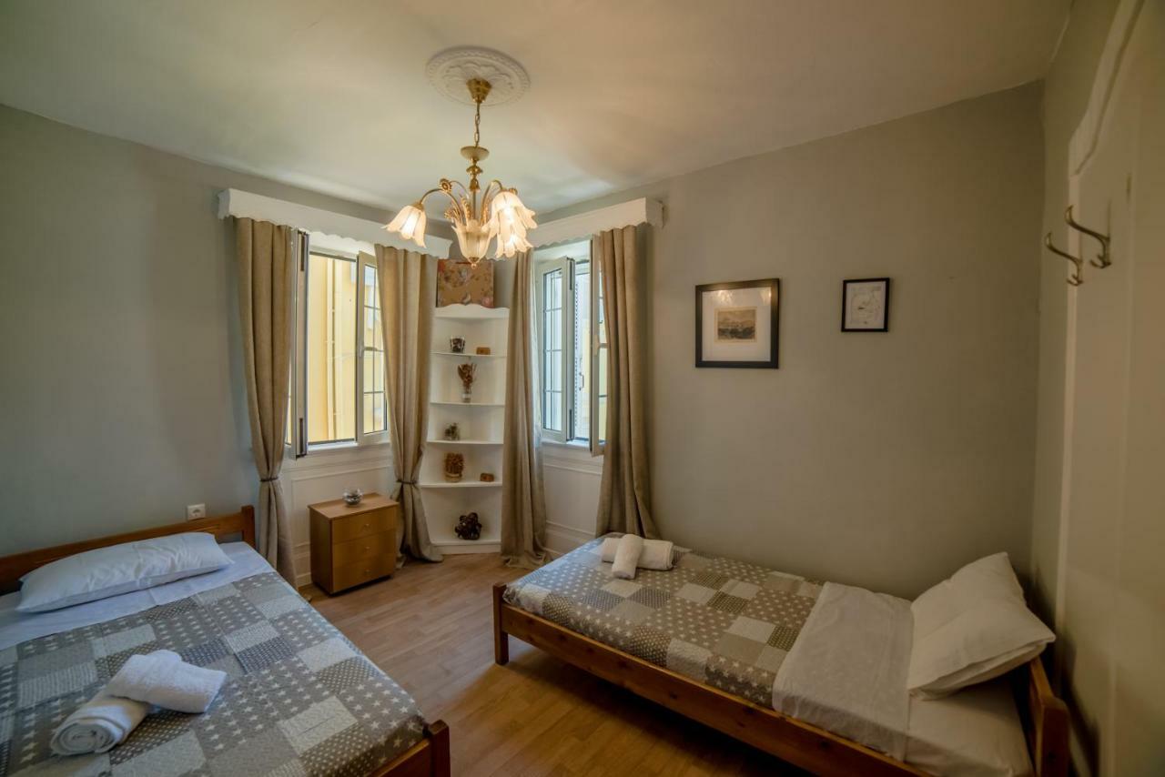 Next 2 Cathedral - Corcyra Apartment コルフ島 エクステリア 写真